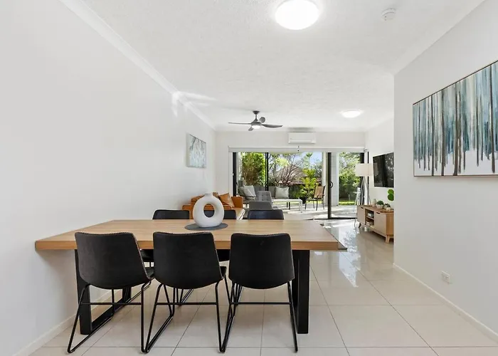 Garden Apt 2Bed X 2Bath, Parking